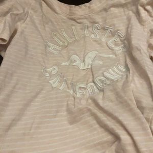 WOMANS XS Hollister Tshirt